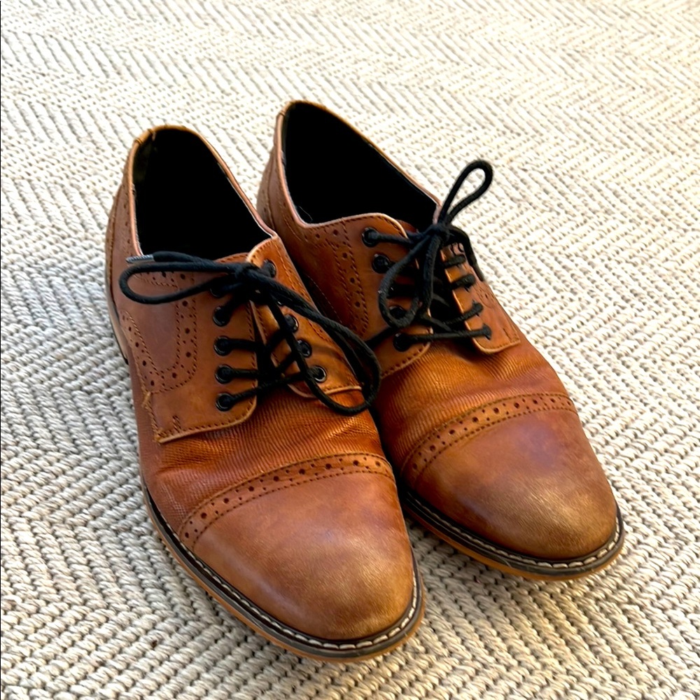 Bar lll Leather Oxfords with Brogue Detailing
